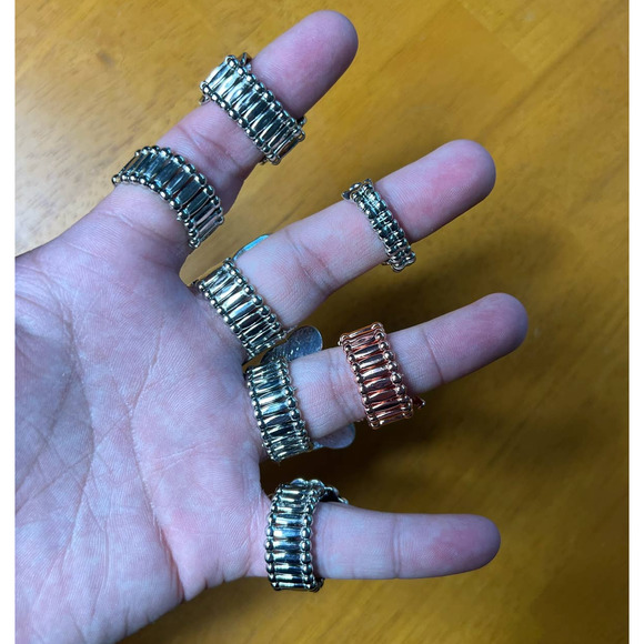 Set of 7 Paparazzi Rings - Picture 3 of 4